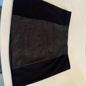 Express cute black mini skirt size S
